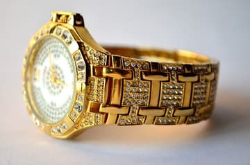 Golden Watch image